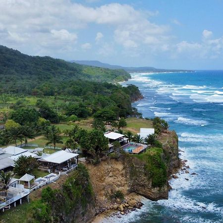 The Sea Cliff Hotel Resort & Spa Порт Антонио Екстериор снимка