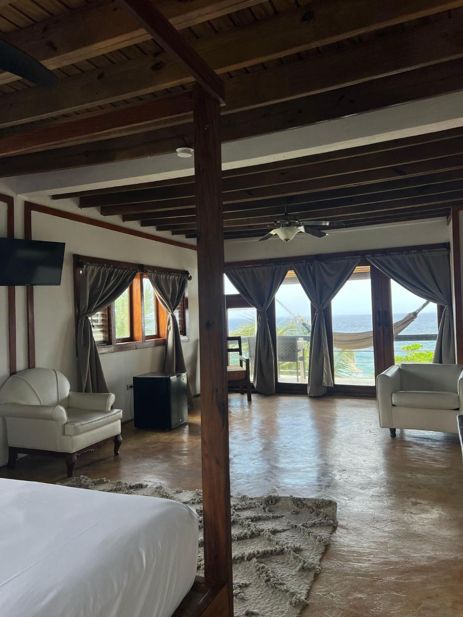 The Sea Cliff Hotel Resort & Spa Порт Антонио Екстериор снимка