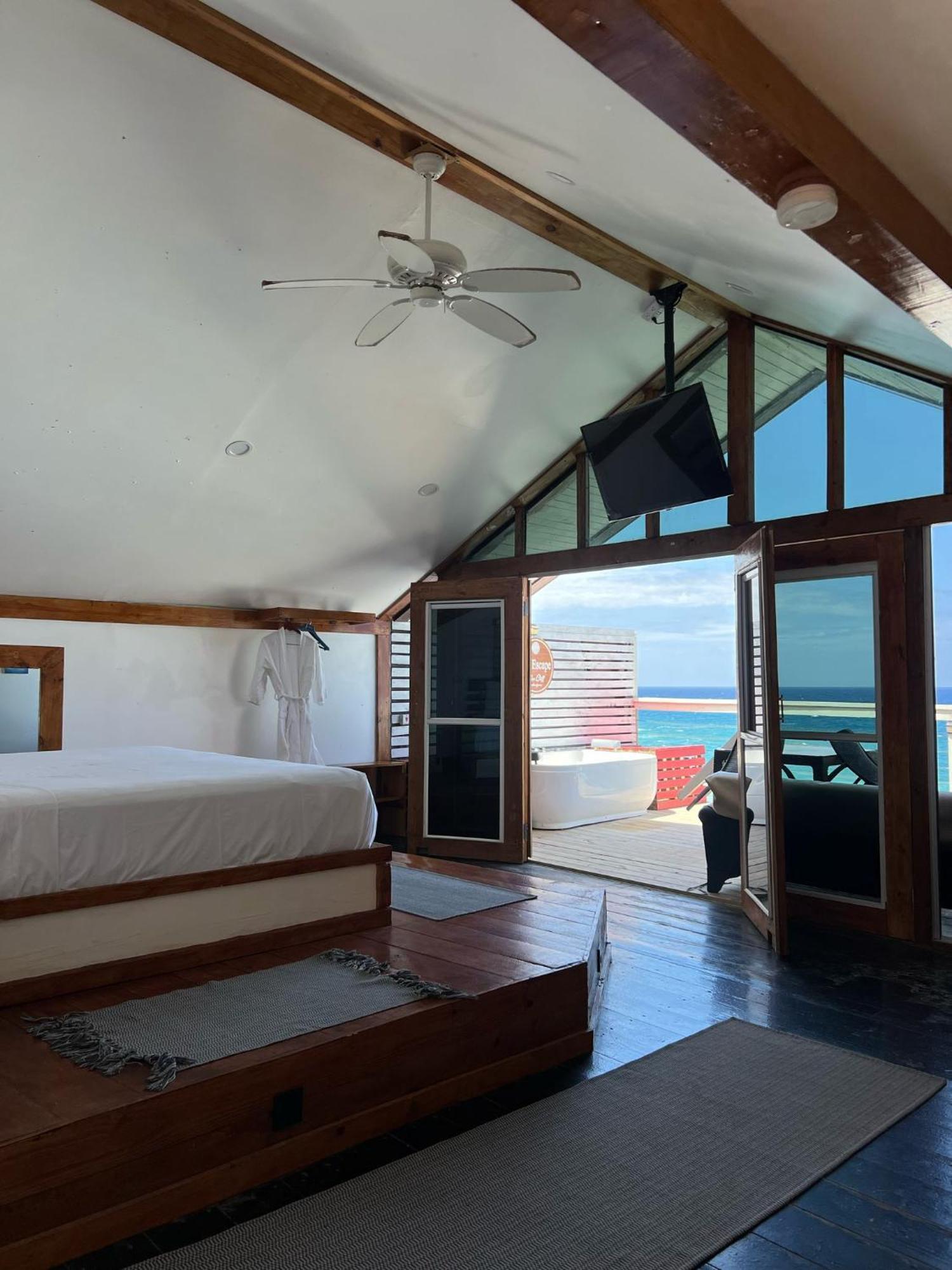 The Sea Cliff Hotel Resort & Spa Порт Антонио Екстериор снимка